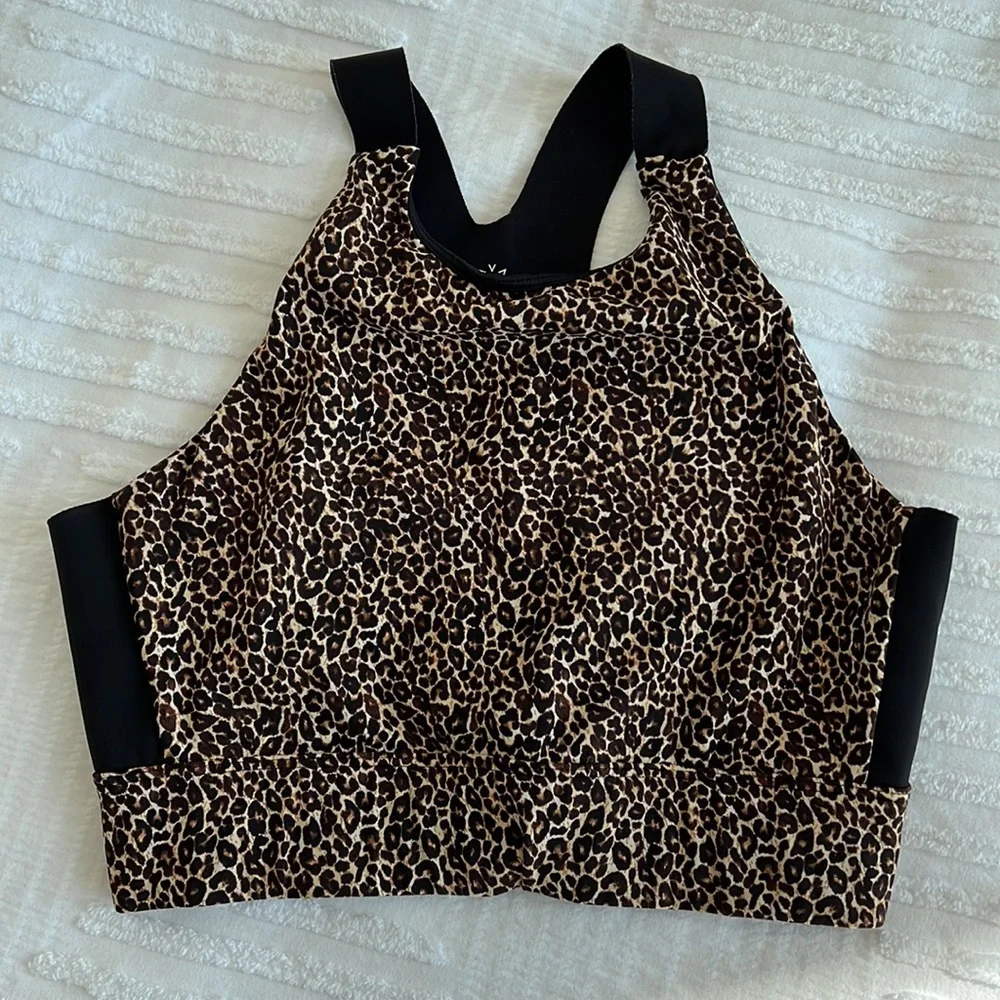Varley Leopard Workout Set - Picture 9 of 14